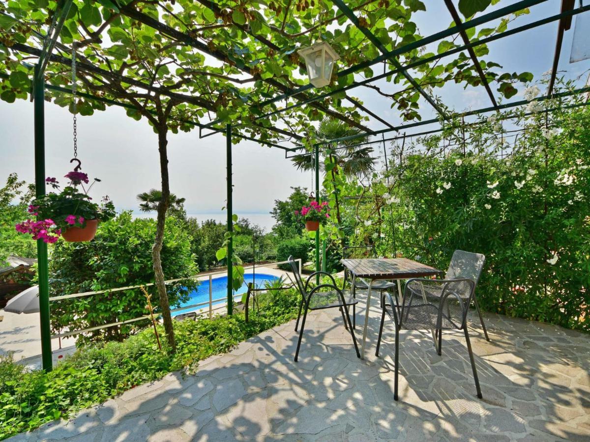 Apartment Zvonko-2 Lovran Buitenkant foto
